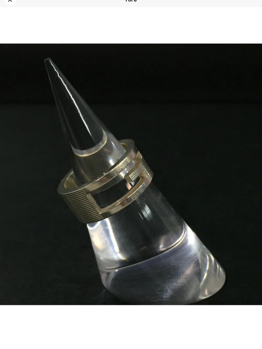 Gucci Gold-Tone Openwork Band Ring👝